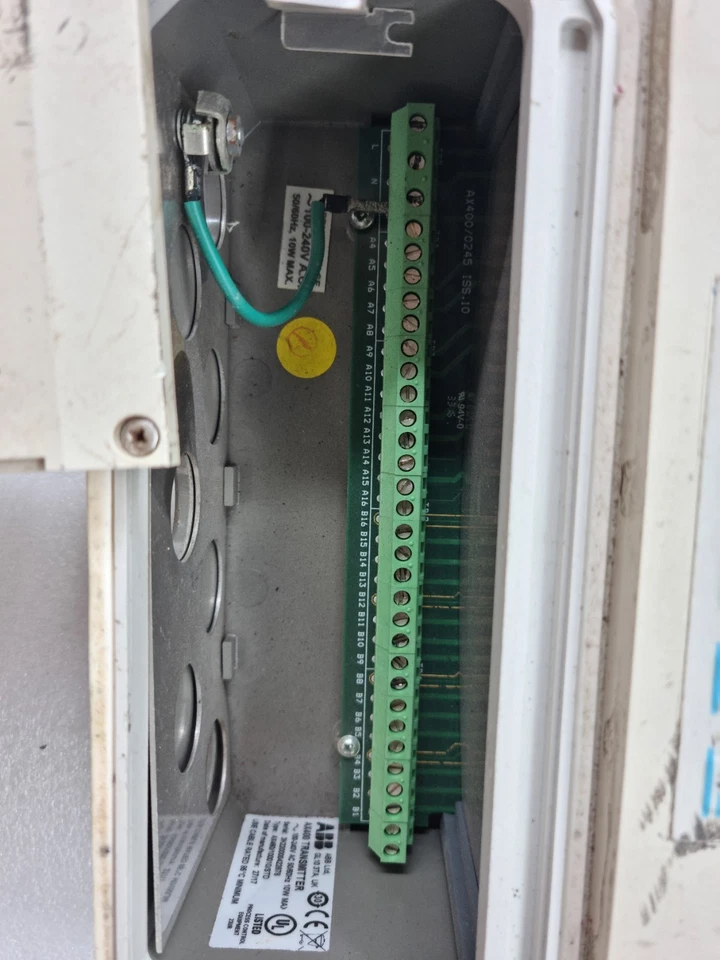 ABB AX400 TRANSMITTER AX460/100010/STD 100-240V AC PROCESS CONTROL UNIT MADE-UK